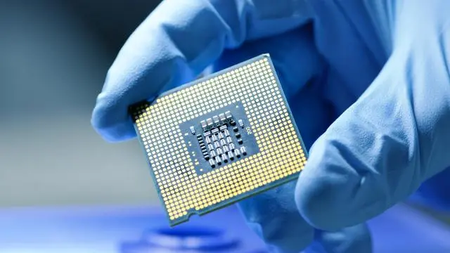 長期收購工廠庫存呆料IC：語音IC、存儲器IC、傳感器IC、微控制器IC