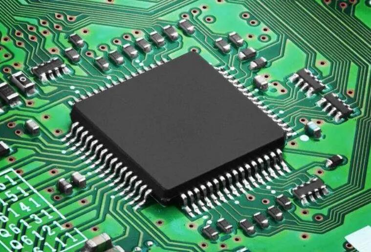回收存儲器、傳感器、微控制器、收發(fā)器，新能源IC，5G 芯片