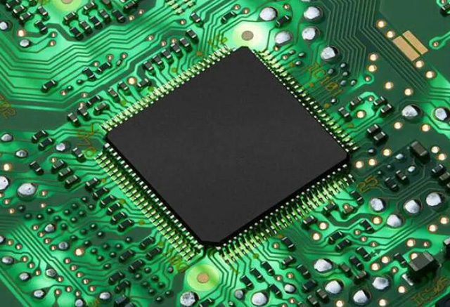 回收接口 IC 器件： 回收驅(qū)動器、接收器、收發(fā)器、控制器、轉(zhuǎn)換器