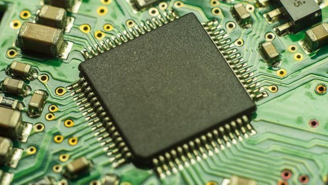 收購【Intel】現(xiàn)場可編程門陣列：Stratix IV FPGAs、SoC FPGAs、Cyclone 10 FPGAs、Arria FPGAs