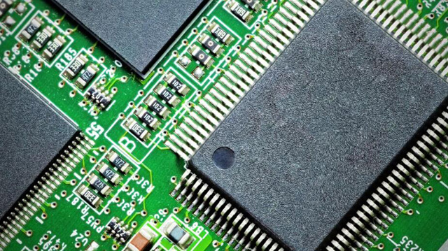 回收【Microchip】微波 MMIC 放大器、功率 MOSFET 晶體管、砷化鎵二極管、分立濾波器