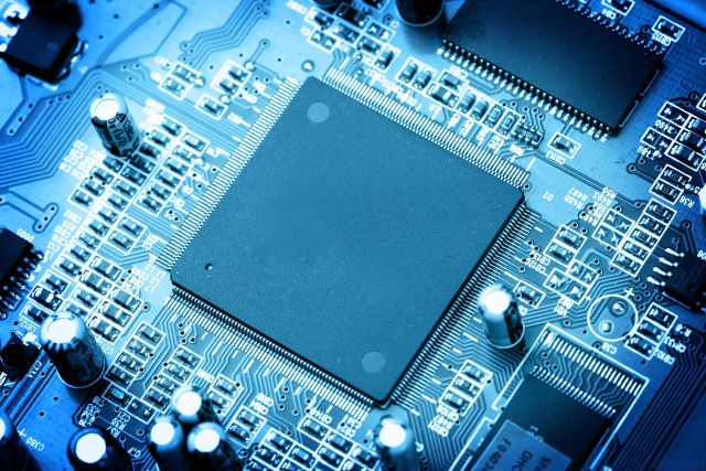 專業(yè)回收單片機芯片(MCU)，覆蓋ST、TI、NXP、Microchip、Renesas、Infineon等知名品牌